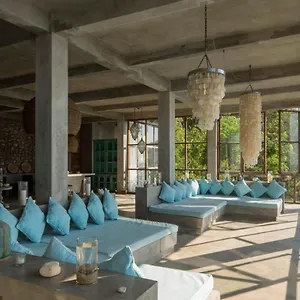  Villa V